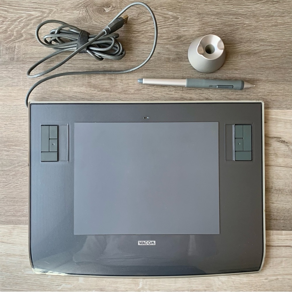 Wacom Intuos 3 Graphics USB Tablet PTZ-630 with Pentool